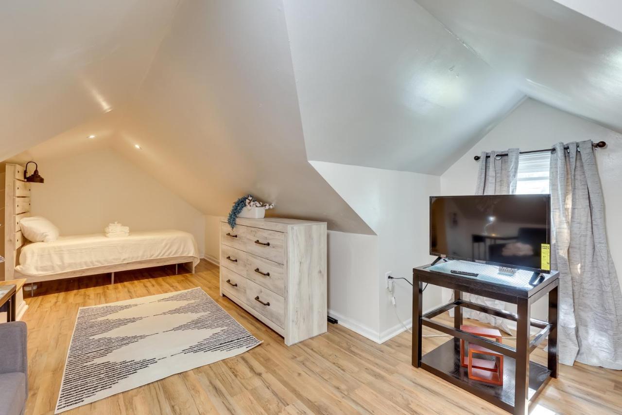 Modern Northfield Cottage With Yard! Εξωτερικό φωτογραφία