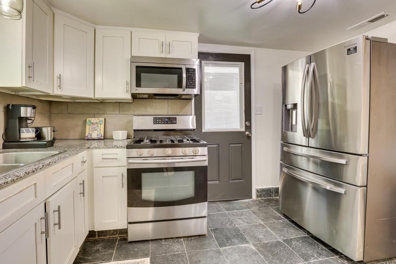 Modern Northfield Cottage With Yard! Εξωτερικό φωτογραφία