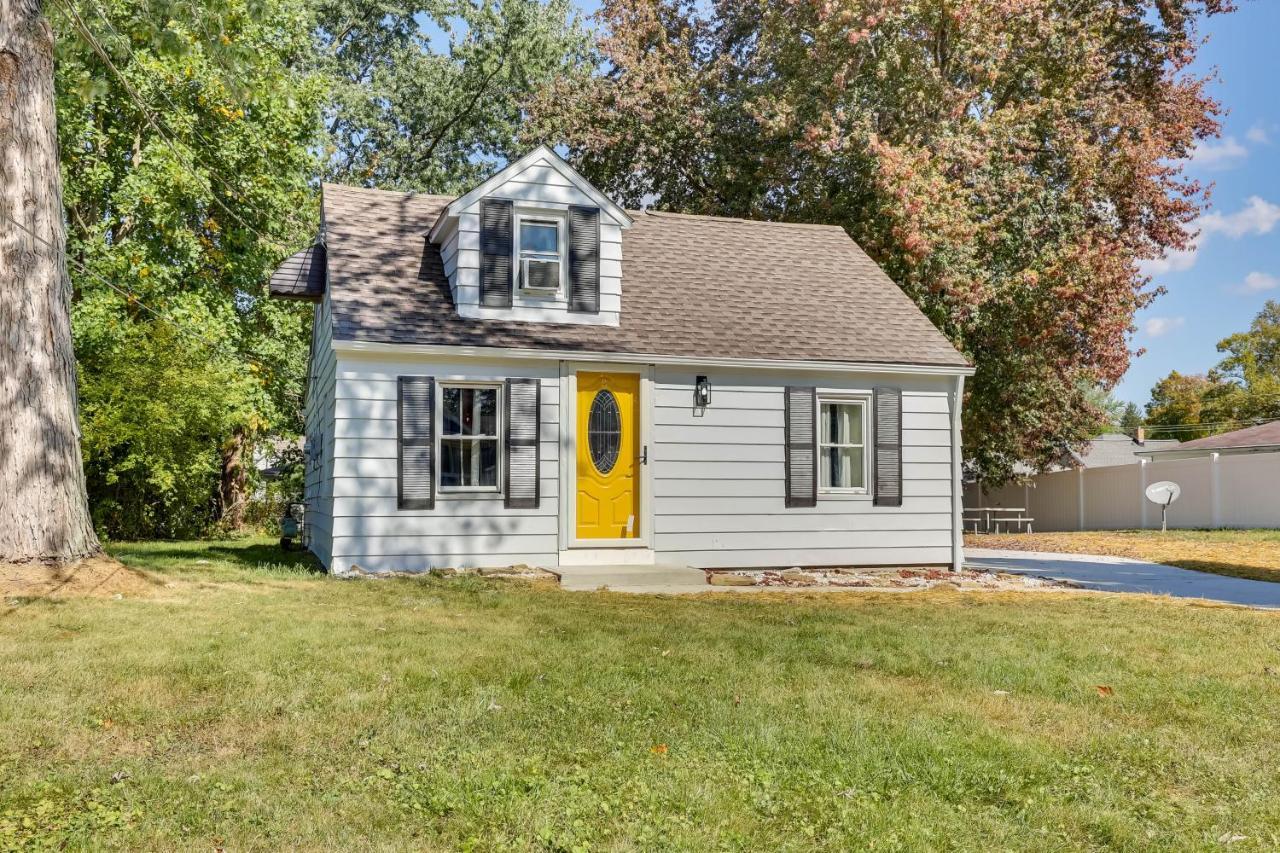 Modern Northfield Cottage With Yard! Εξωτερικό φωτογραφία
