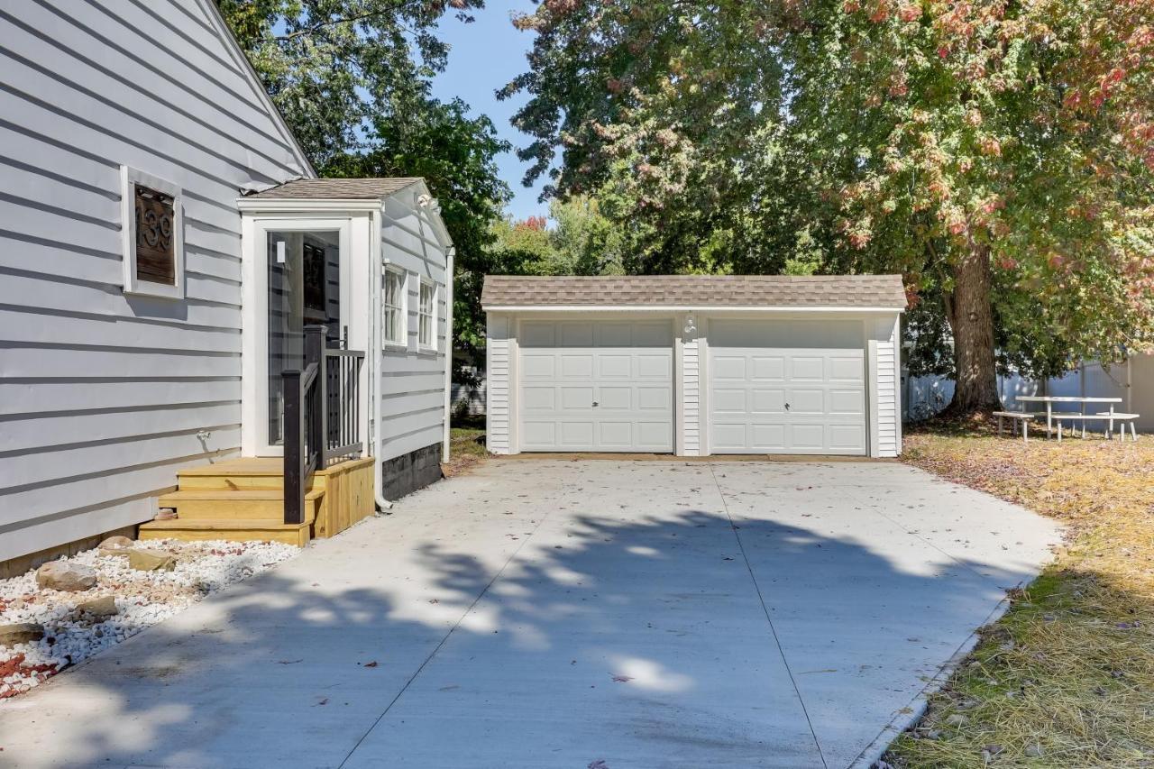 Modern Northfield Cottage With Yard! Εξωτερικό φωτογραφία