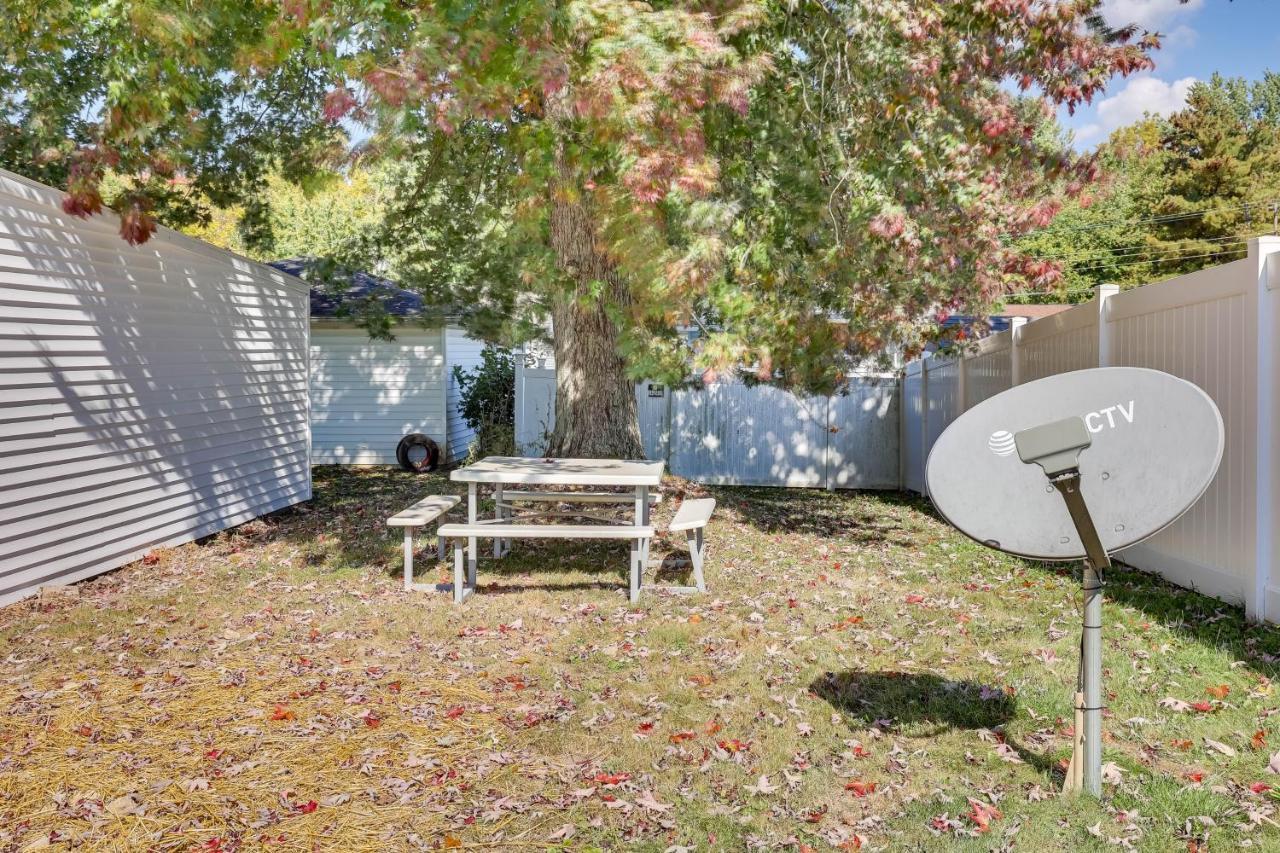 Modern Northfield Cottage With Yard! Εξωτερικό φωτογραφία